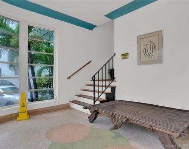 9064 Collins Ave - Photo Thumbnail 15