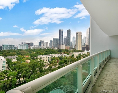 1643 Brickell Ave - Photo Thumbnail 25