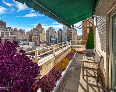 40 East 78th St - Photo Thumbnail 3