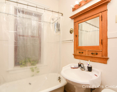 4323 N. Damen - Photo Thumbnail 16