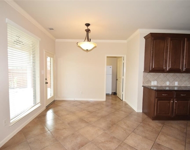 4211 Middleoak Grove Lane - Photo Thumbnail 10