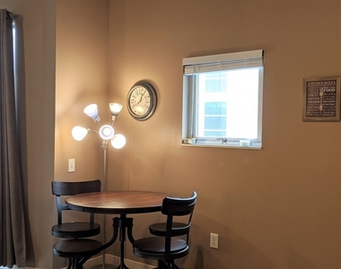 620 Glen Iris Dr Ne Apt 221 - Photo Thumbnail 10