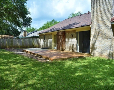 2811 Colony Drive - Photo Thumbnail 36