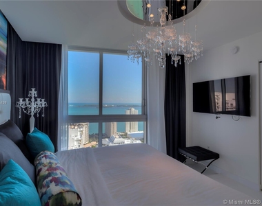 495 Brickell Ave - Photo Thumbnail 6