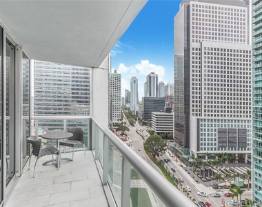 485 Brickell Ave - Photo Thumbnail 11