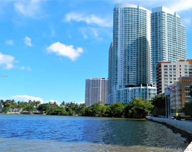 2000 N Bayshore Dr - Photo Thumbnail 46