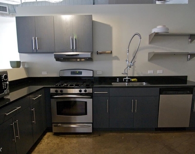 530 Molino St Apt 216 - Photo Thumbnail 1