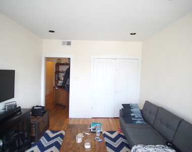 4615 North Rockwell Street - Photo Thumbnail 4