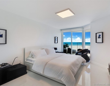 6301 Collins Ave - Photo Thumbnail 9