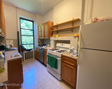 299 Flatbush Avenue - Photo Thumbnail 3