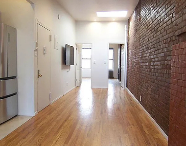 442 WEST 45 STREET - Photo Thumbnail 1