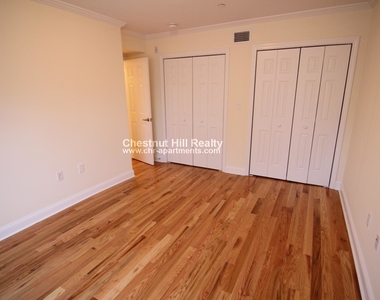 58 Langdon St. - Photo Thumbnail 4