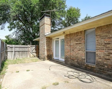 10633 Boedeker Street - Photo Thumbnail 27