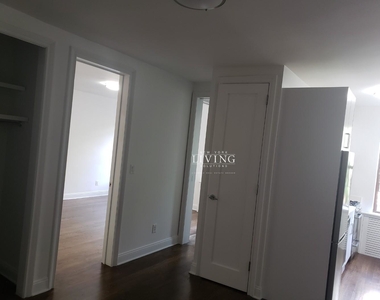 No fee & Free rent + Great price in Brooklyn heights, elevator, laundry room and super on site - Photo Thumbnail 2