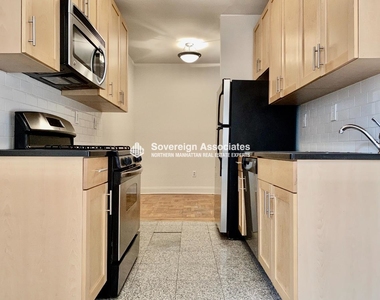 660 Fort Washington Avenue - Photo Thumbnail 4