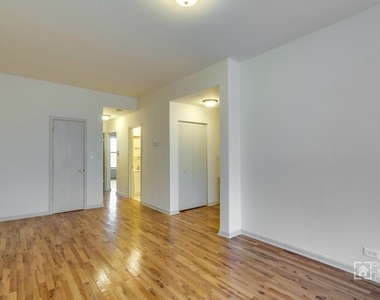 1315 West Leland Avenue - Photo Thumbnail 4