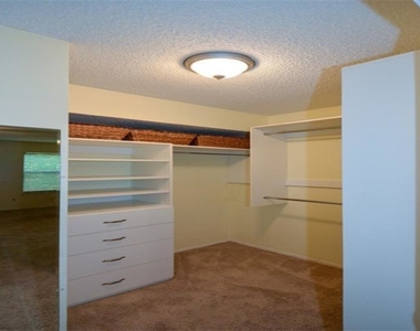 2108 Huntingdon Chase - Photo Thumbnail 28