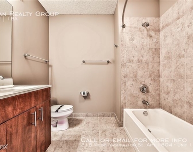 215 West Washington St. Apt 1804 - Photo Thumbnail 107