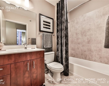 215 West Washington St. Apt 2202 - Photo Thumbnail 58