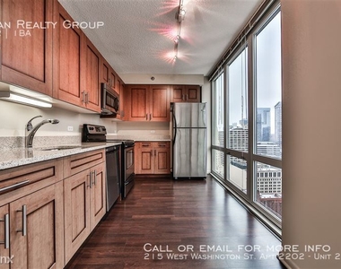 215 West Washington St. Apt 2202 - Photo Thumbnail 103