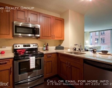 215 West Washington St. Apt 2202 - Photo Thumbnail 19