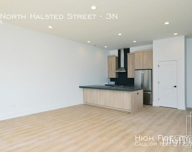 2513 North Halsted Street - Photo Thumbnail 3