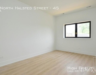 2513 North Halsted Street - Photo Thumbnail 5