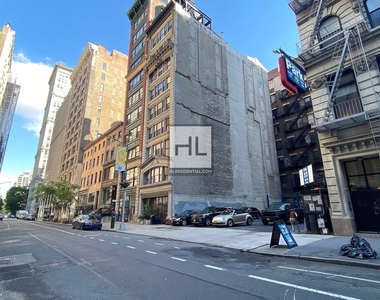 East 21st Street - Photo Thumbnail 10