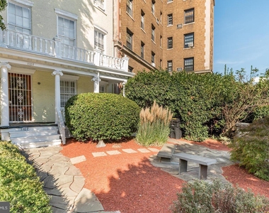 1107 Massachusetts Avenue Nw - Photo Thumbnail 32