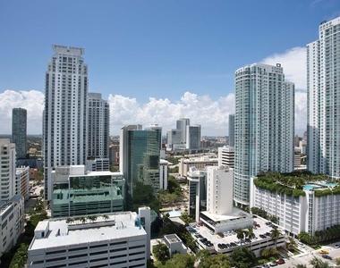 1112 Brickell Bay Dr - Photo Thumbnail 23