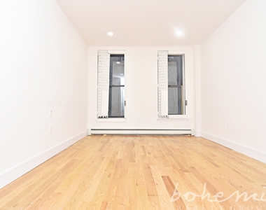 510 Manhattan Avenue - Photo Thumbnail 3