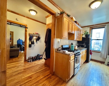 280 Crown Street - Photo Thumbnail 2