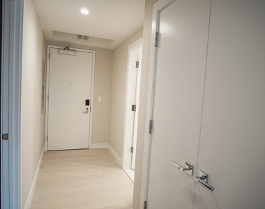 110 Broad Unit 603 - Photo Thumbnail 19