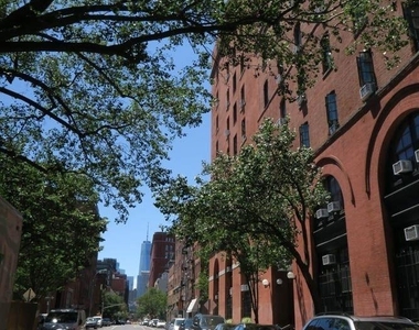 731 Greenwich Street - Photo Thumbnail 15