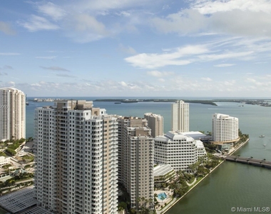 475 Brickell Ave - Photo Thumbnail 14