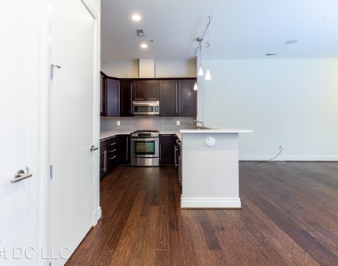 1307 Clifton St Nw Unit 21 - Photo Thumbnail 4