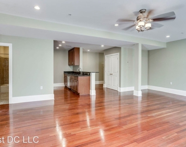 1324 Euclid St Nw Unit 301 - Photo Thumbnail 4