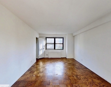 401 East 88th Street - Photo Thumbnail 1