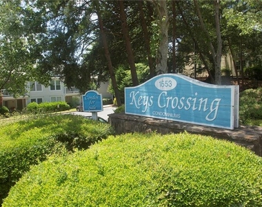 1358 Keys Crossing Drive Ne - Photo Thumbnail 32