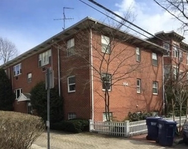 104 Trowbridge St. - Photo Thumbnail 9