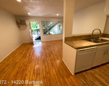 14220 Burbank Blvd. - Photo Thumbnail 10