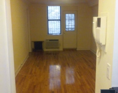 238 East 36th Street - Photo Thumbnail 4