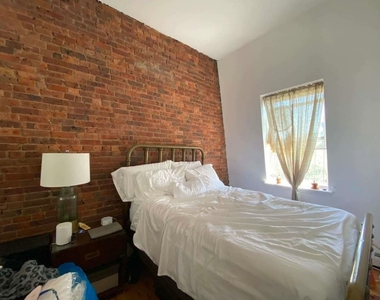 419 Myrtle Avenue - Photo Thumbnail 6