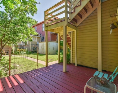 1412 Winnie Street - Photo Thumbnail 3