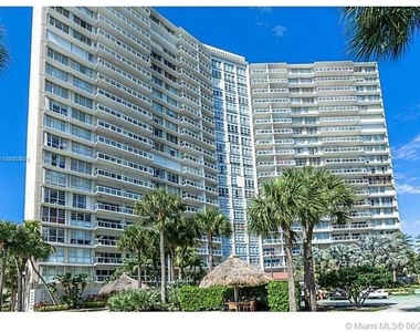 2451 Brickell Ave - Photo Thumbnail 0