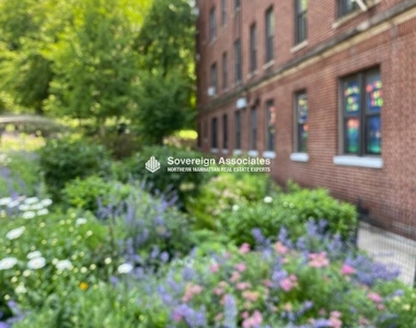 585 Isham Street - Photo Thumbnail 11