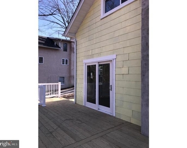 39 Summit Avenue - Photo Thumbnail 22