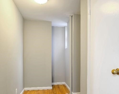 Duplex on First Avenue - Photo Thumbnail 2