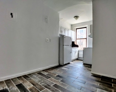 639 West 207th Street - Photo Thumbnail 3