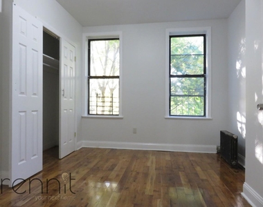 218 Macdougal St - Photo Thumbnail 8